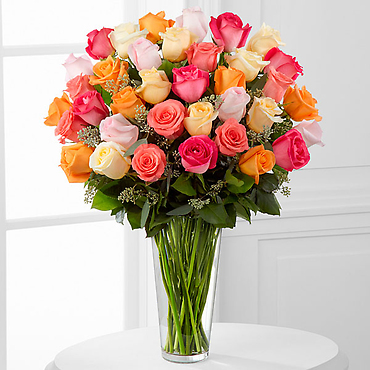 The Graceful Grandeur&trade; Rose Bouquet