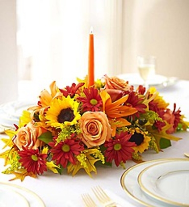 Single candle centerpiece Fall
